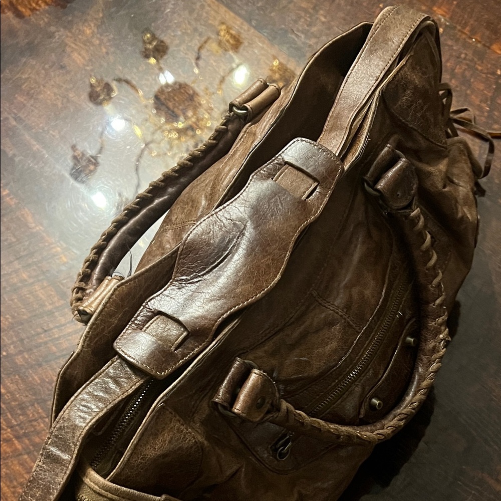 Balenciaga Brown Leather Shoulder Bag - Picture 6 of 9